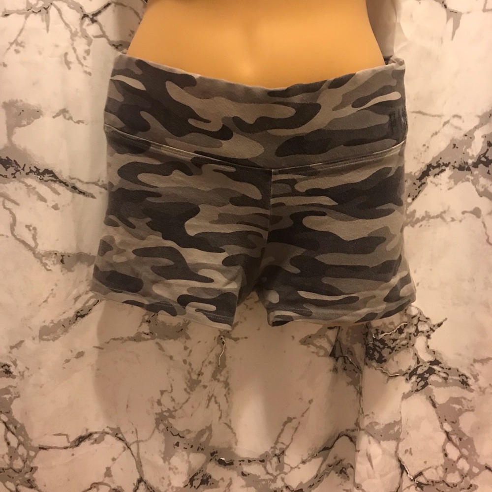 Vs Camo shorts